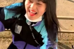 跳窗小姐姐,勇敢一跃，演绎青春传奇